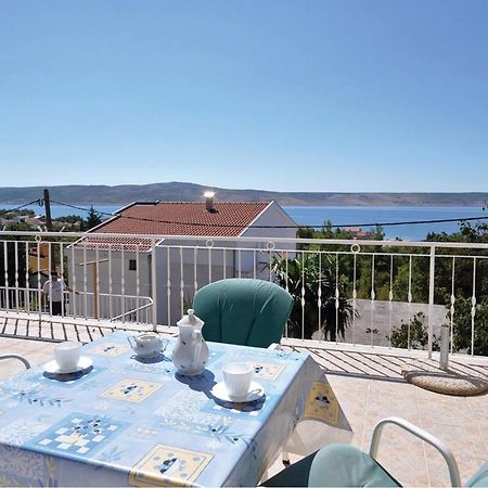 2 Bedroom Lovely Apartment In Starigrad Paklenica Dış mekan fotoğraf