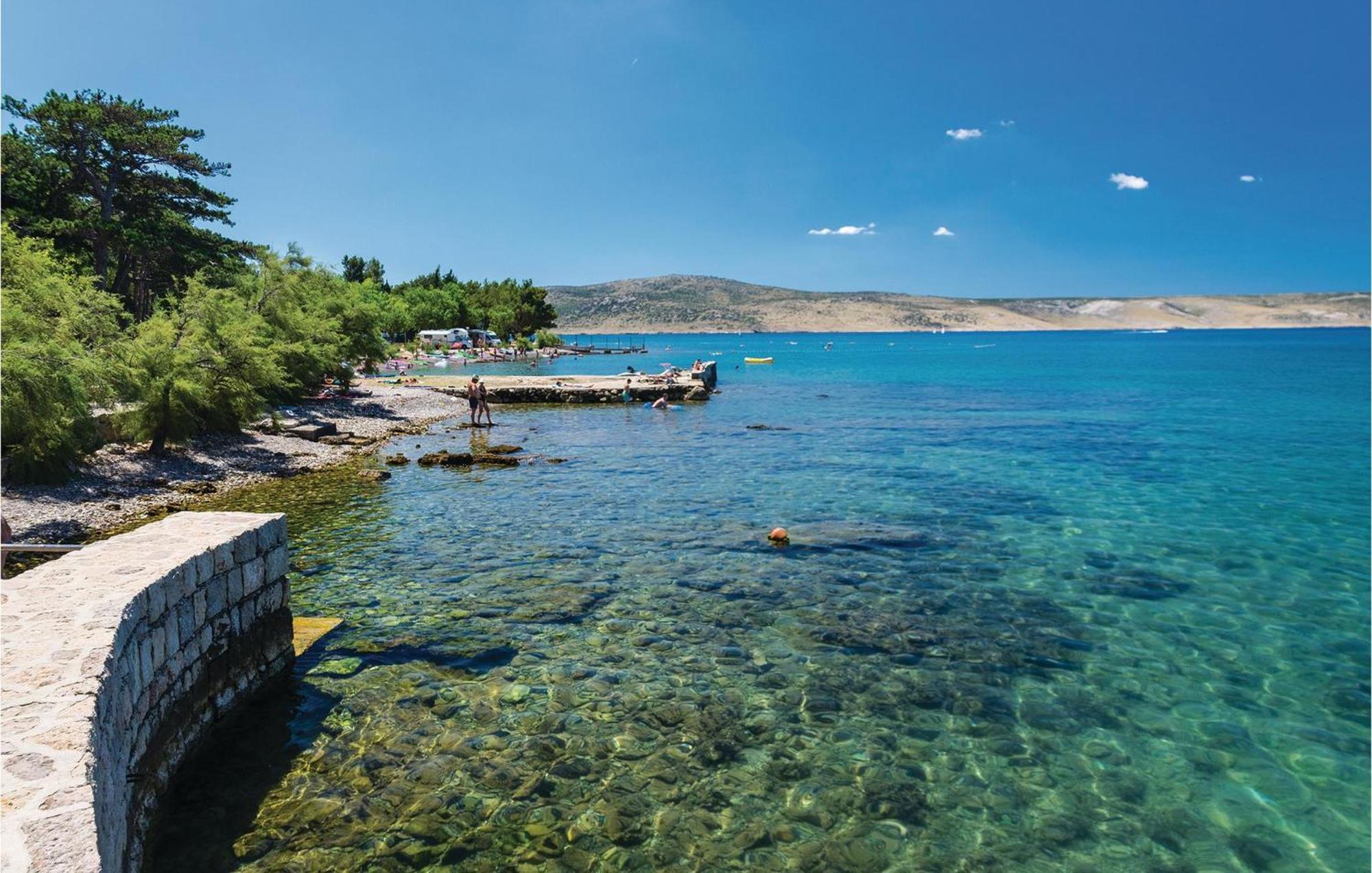 2 Bedroom Lovely Apartment In Starigrad Paklenica Dış mekan fotoğraf